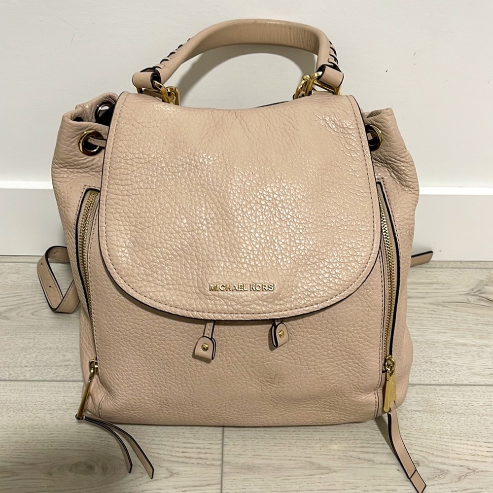 Micheal kors backpack purse